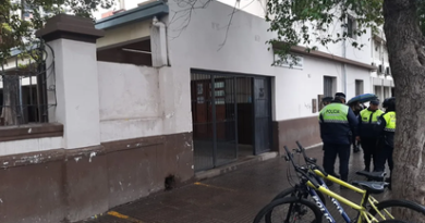 Escuela Congreso: un alumno portaba un arma de fuego y realizó un disparo