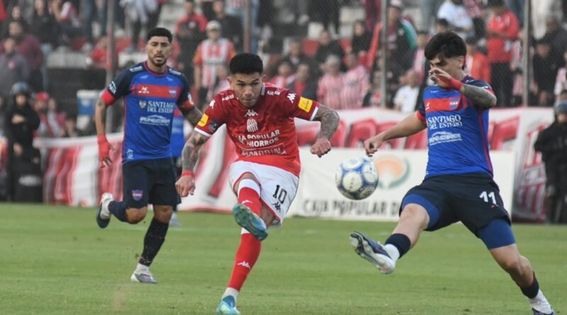 Fútbol»El santo sobre el final rescato un empate»