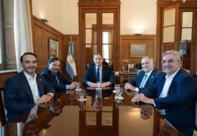 Santilli recibió a Jaldo y otros gobernadores del Norte