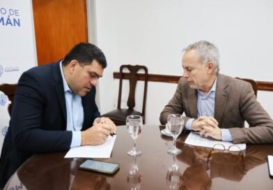 Nazur recibió a Hugo Cabral para repasar el avance de los programas habitacionales en Tucumán