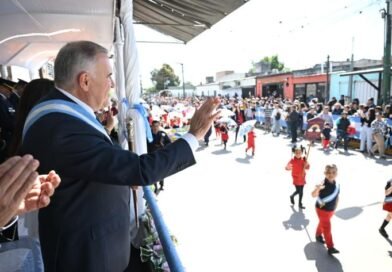 Jaldo encabezó el acto por el 39° aniversario de la municipalización de Alderetes