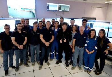 Javier Milei visitó Bahía Blanca: recorrió plantas industriales adheridas al RIGI y compartió con militantes