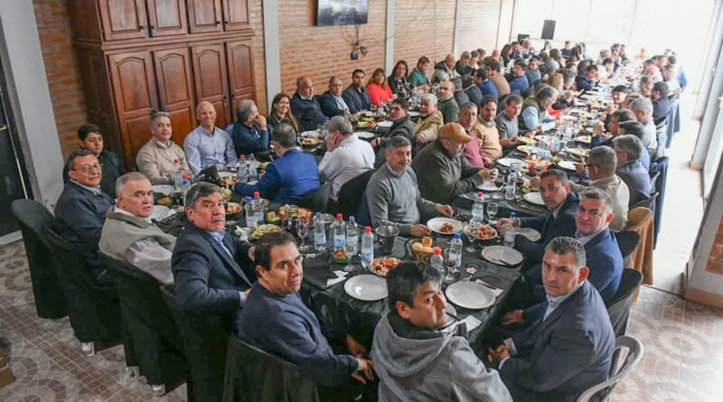 Partidos provinciales apoyaron a la fórmula Jaldo-Acevedo