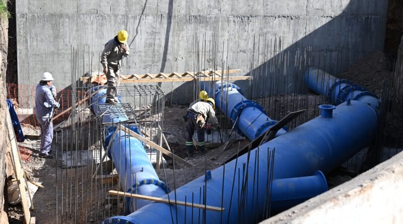 Avanzan las obras de renovación de las válvulas del Acueducto El Cadillal