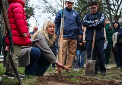 “Plantar un árbol es pensar en la ciudad que queremos para las próximas generaciones”