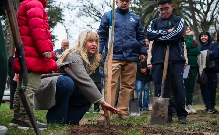 “Plantar un árbol es pensar en la ciudad que queremos para las próximas generaciones”
