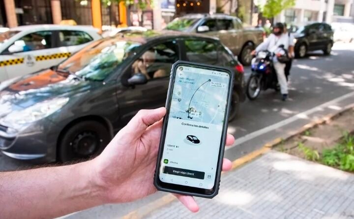 Conductores de plataformas deberán inscribirse obligatoriamente en el registro municipal desde este 1° de octubre
