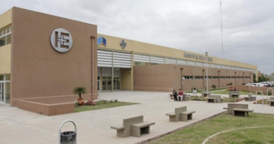 Lastenia: una joven permanece internada tras ser quemada por su pareja