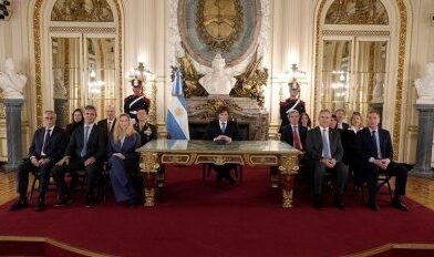 Milei anunció sanciones para empresas petroleras que operen en Malvinas