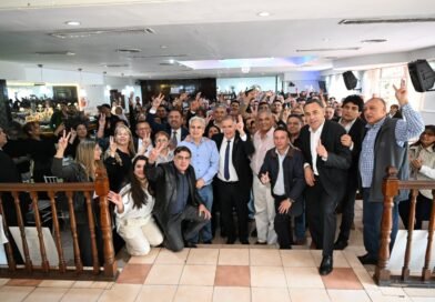 Jaldo reunió a más de 250 docentes de ATEP y AMET y destacó el rol de la educación pública
