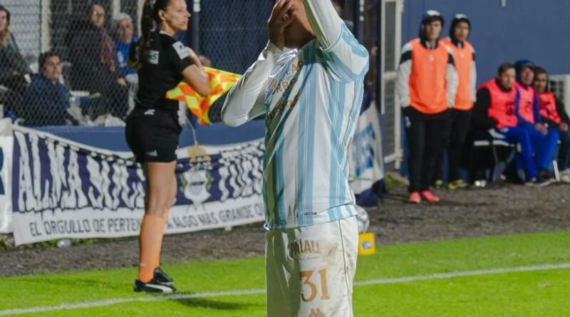 Fútbol»Se lo empataron sobre el final al Decano»