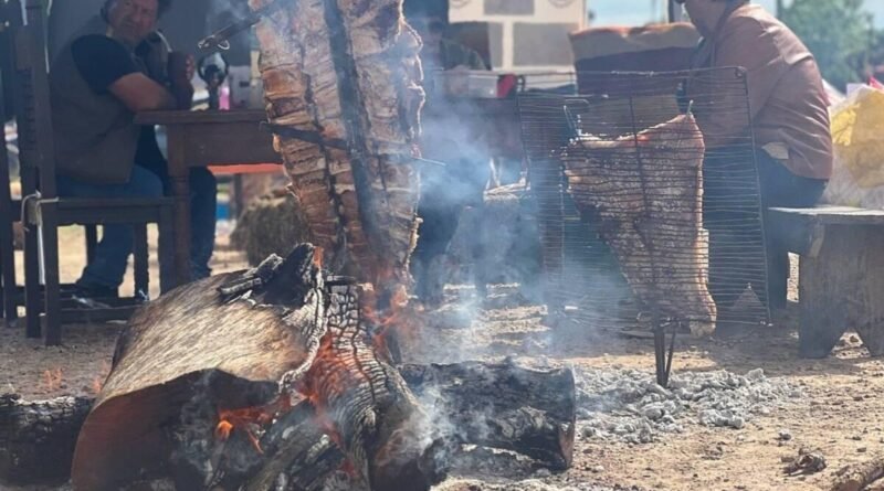 Asado, campo y tradición: Carmen de Areco se prepara para recibir miles de visitantes