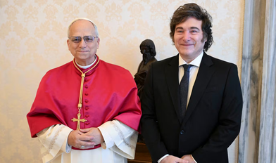 Milei dijo que el Gobierno está dispuesto a reprogramar la visita del Papa