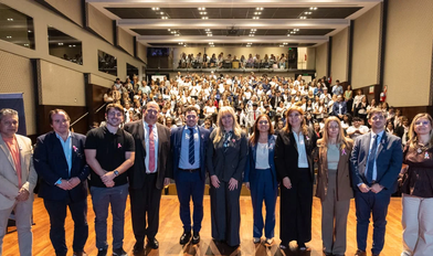 Chahla presentó SMT EstudIA, la plataforma con IA para las escuelas municipales